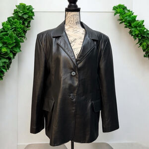 Vintage Leon’s Tailoring Women’s Black Leather Jacket Size 16